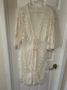 White Embroidered Mesh Kimono
